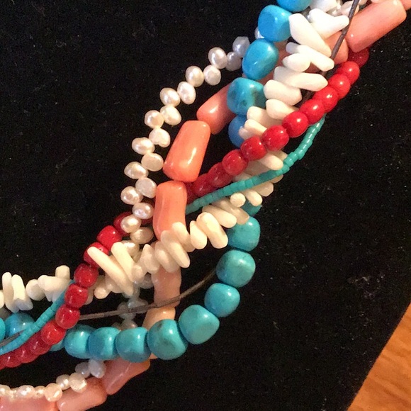 Gorgeous  multi strand semi precious necklace - Picture 2 of 5